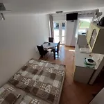 Pol-lak Appartement Szolosgyorok