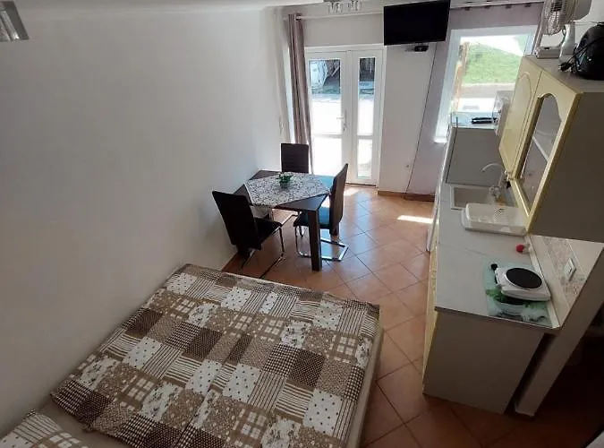 Pol-lak Apartmán Szolosgyorok